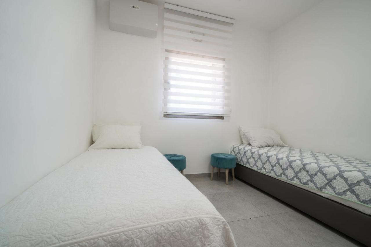 Maorissimo Boutique Apartment Akko Buitenkant foto